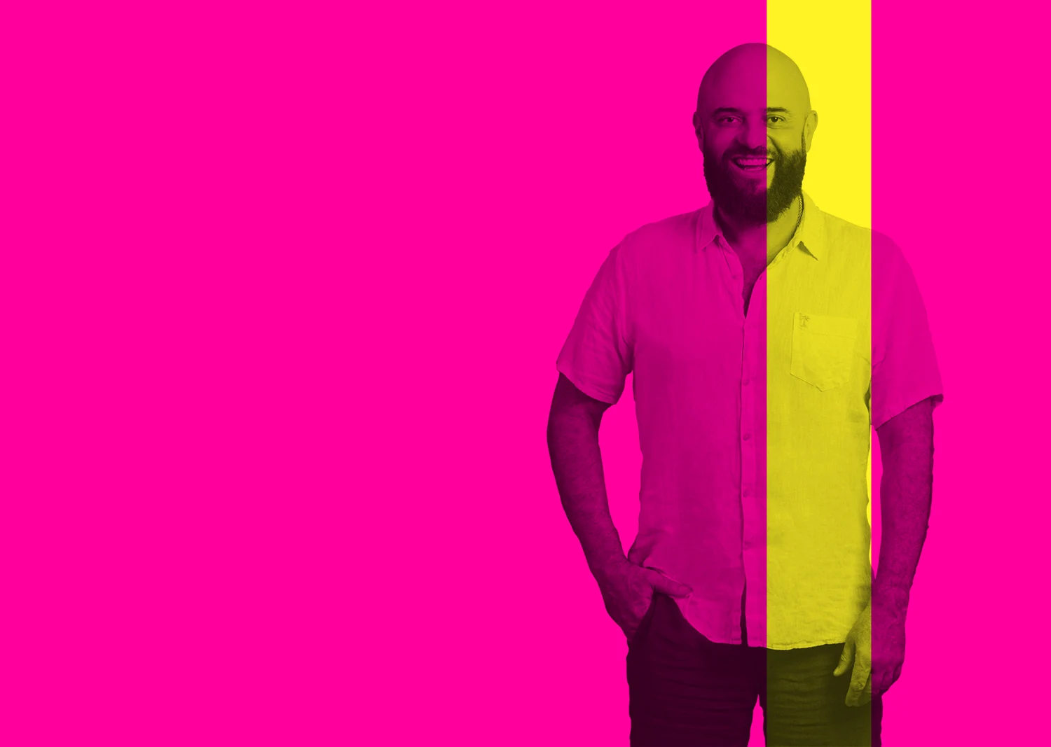 Retrato de Cristiano Sousa em composição rosa e amarela